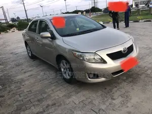 Toyota Corolla 2008 Gold