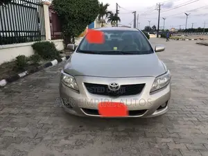 Toyota Corolla 2008 Gold