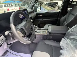 New Toyota Land Cruiser Prado 2025 Black