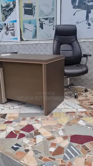 Brown Leather Executive Office Chair