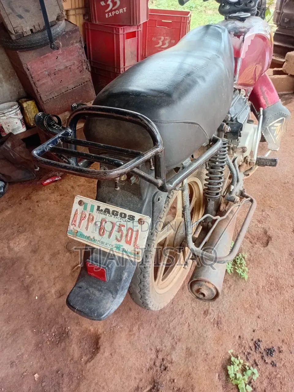 TVS HLX 125 2020 Red