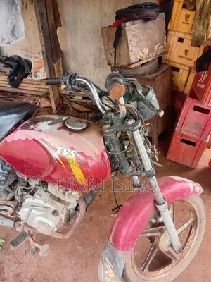 TVS HLX 125 2020 Red