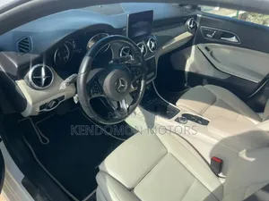 Mercedes-Benz CLA-Class CLA 250 4MATIC Sedan 2018 White
