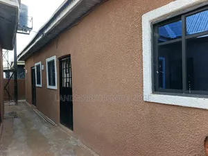 1bdrm Bedsitter in Top Road, Dutse-Alhaji for rent