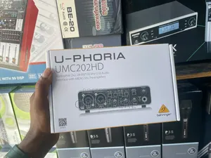 Behringer U_PHORIA Umc 202HD