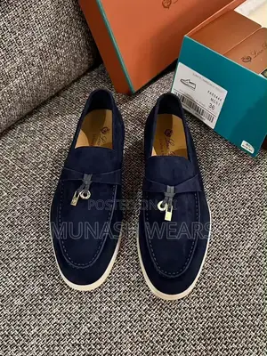 Luxury Loro Piani Summer Walk 40-46 Available