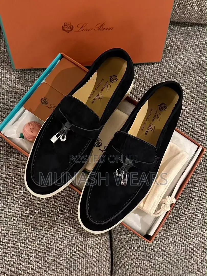 Luxury Loro Piani Summer Walk 40-46 Available