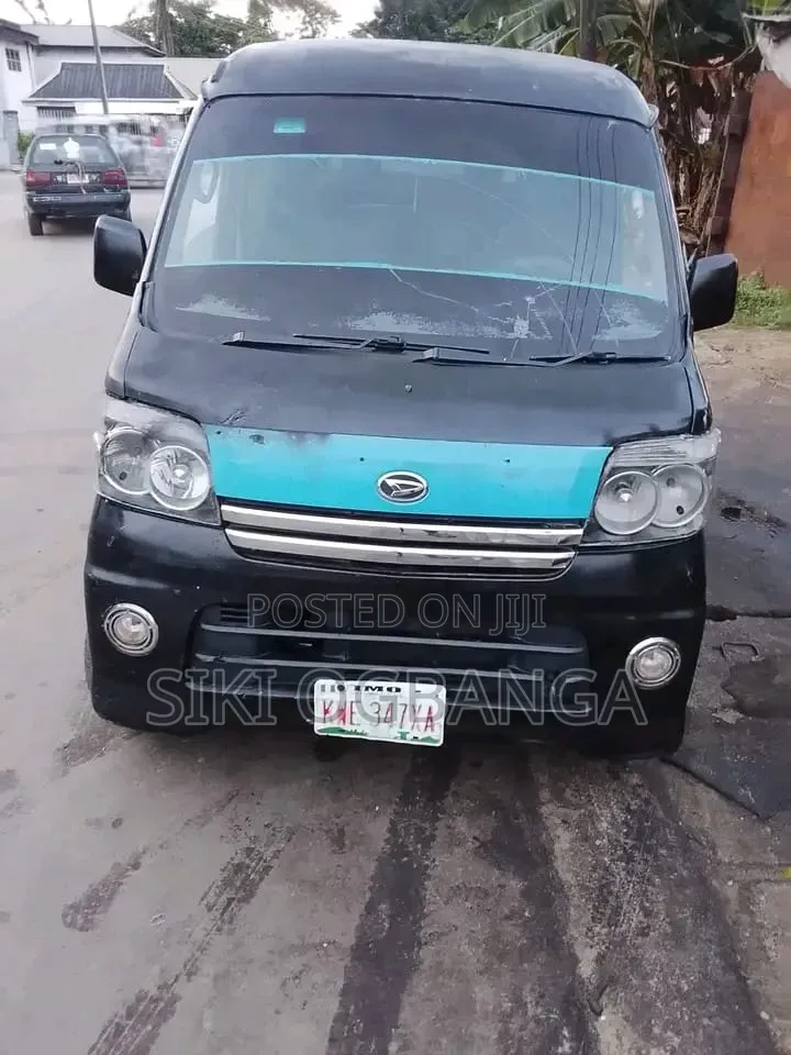 Daihatsu Hijet 2011 Black