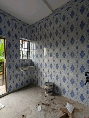 1bdrm Block of Flats in Off Nwaniba Road Up for rent