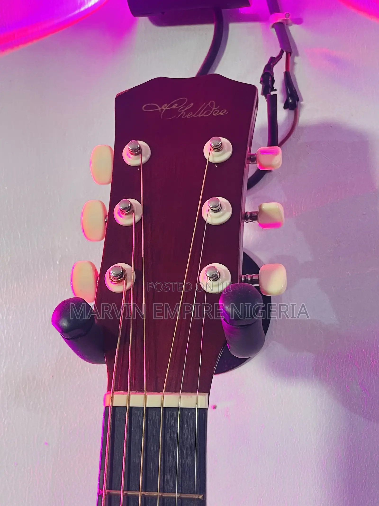 Chelldee Compact Acoustic Guitar 38 Inches With Bag