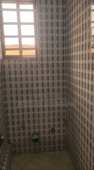 1bdrm Bungalow in Dopemu for rent