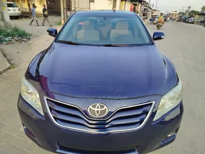Toyota Camry 2010 Blue