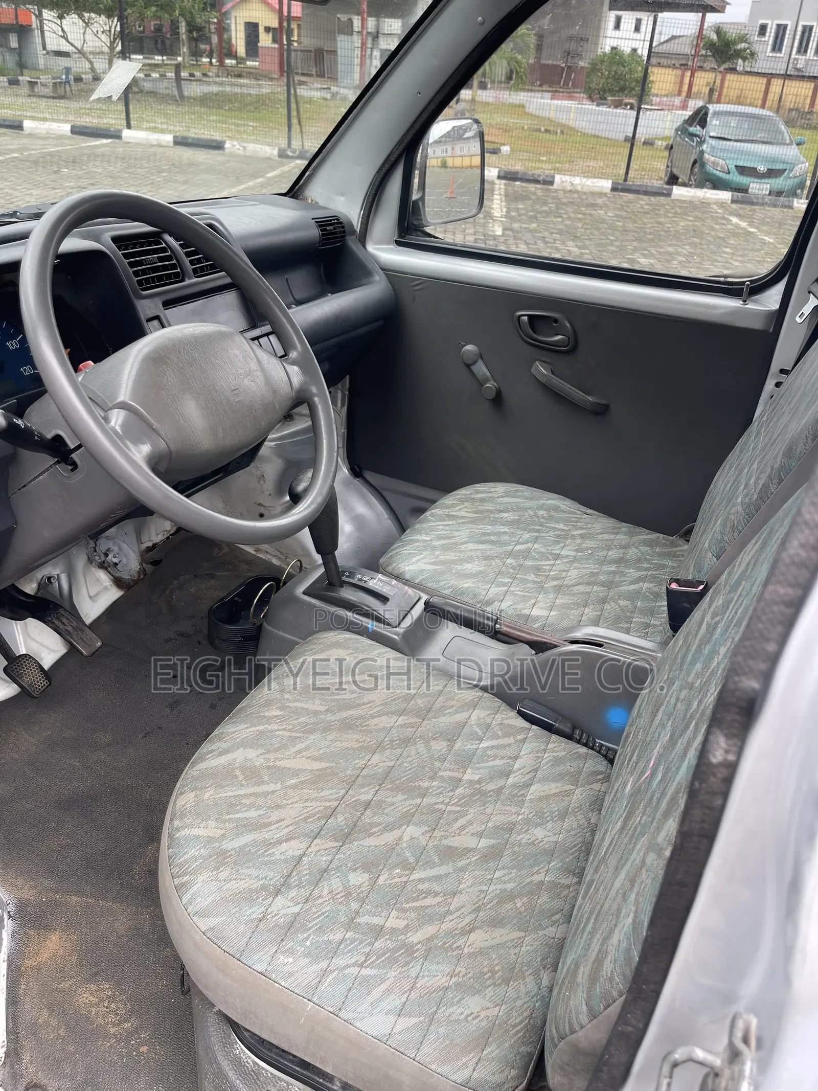 Daihatsu Hijet 2012 White