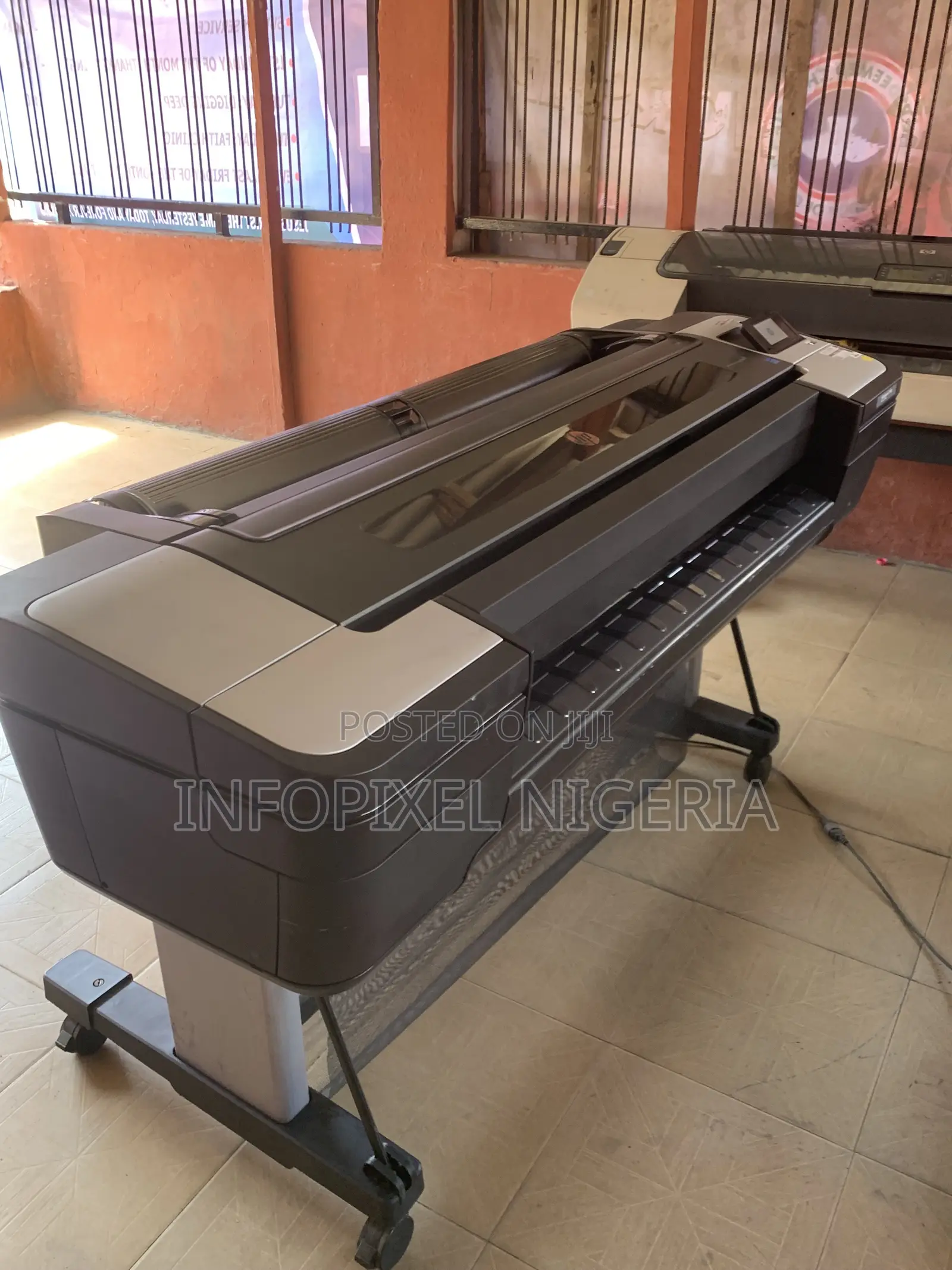 HP Designjet T1700 44-Inch Printer