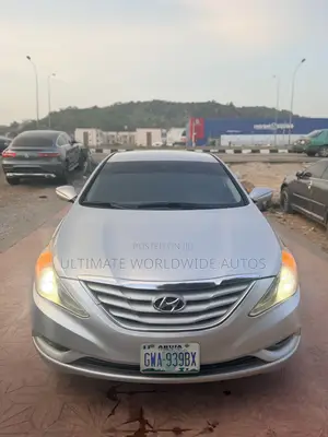 Hyundai Sonata 2011 Silver