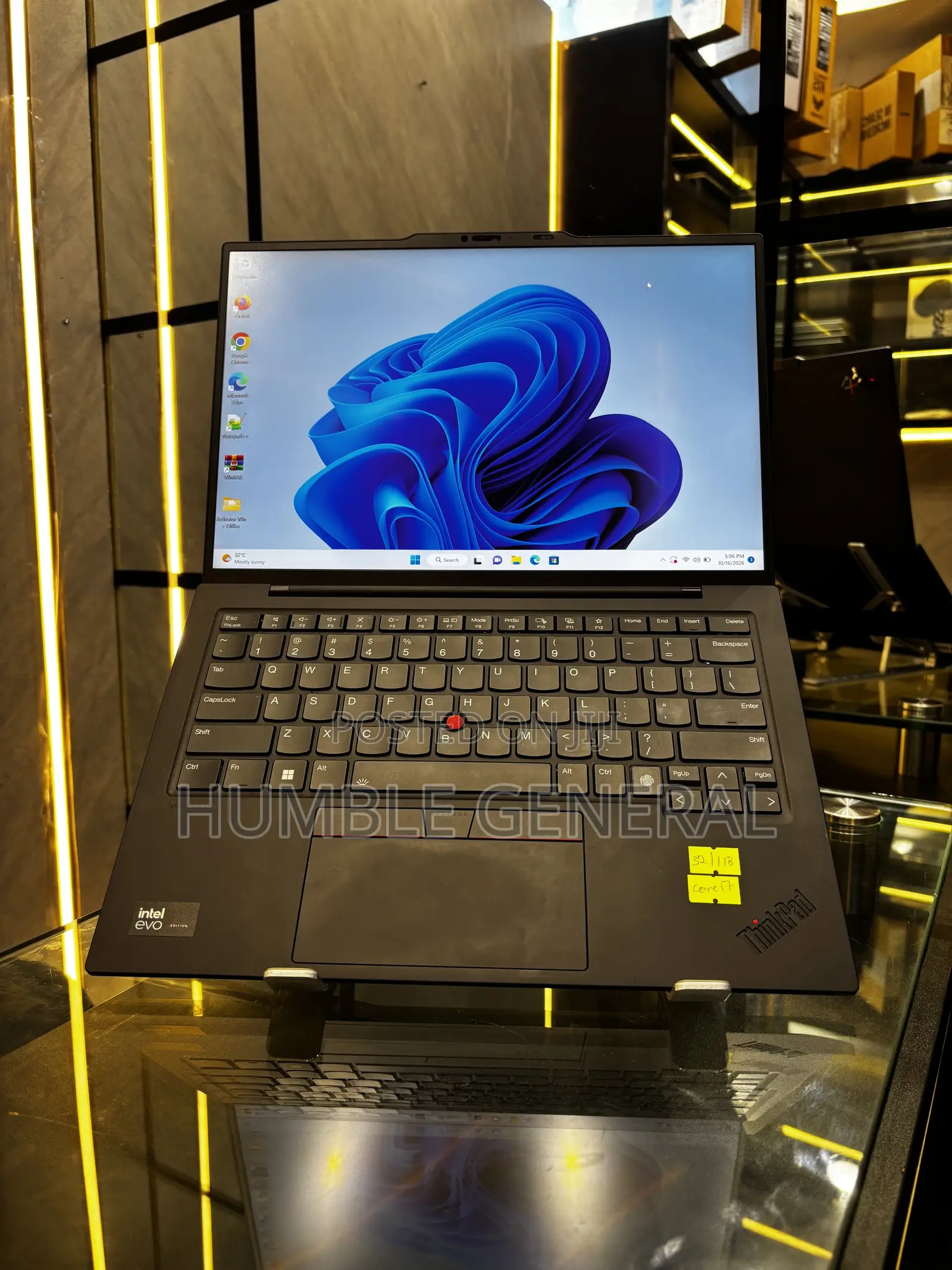 Laptop Lenovo ThinkPad X1 Carbon 32GB Intel Core Ultra 7 SSD 1T