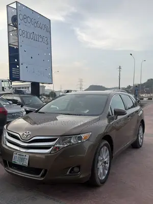 Toyota Venza 2013 Gold