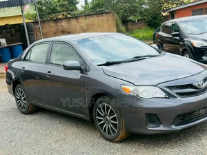 Toyota Corolla 2011 Gray