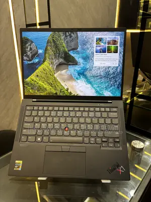 Laptop Lenovo ThinkPad X1 Carbon 16GB Intel Core Ultra 7 SSD 512GB