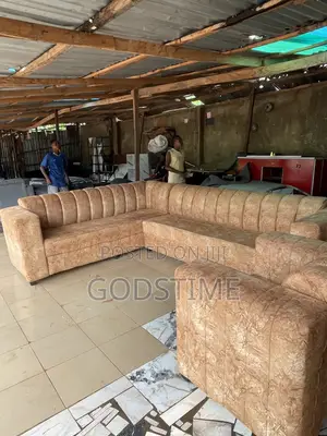 High Quality Chair