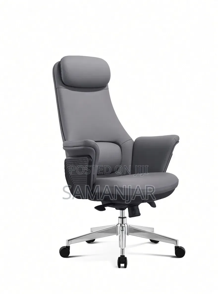 Executive Boss Leather Swivel Office Chair