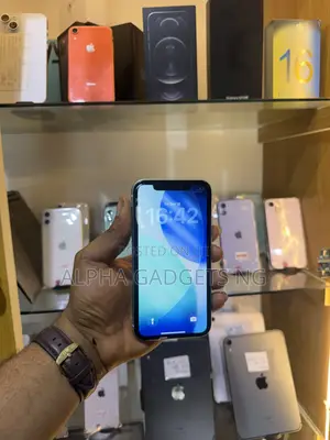 Apple iPhone 11 128 GB Green