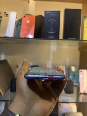 Apple iPhone 11 128 GB Purple