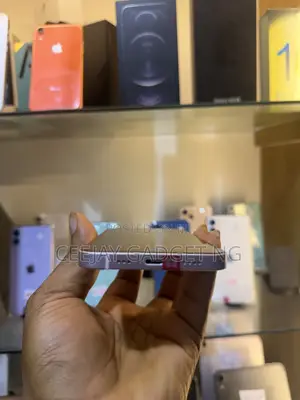 Apple iPhone 13 128 GB Pink