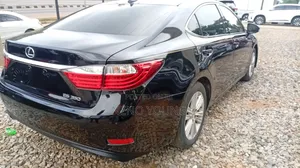 Lexus ES 2015 Black