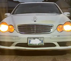 Mercedes-Benz C230 2007 White