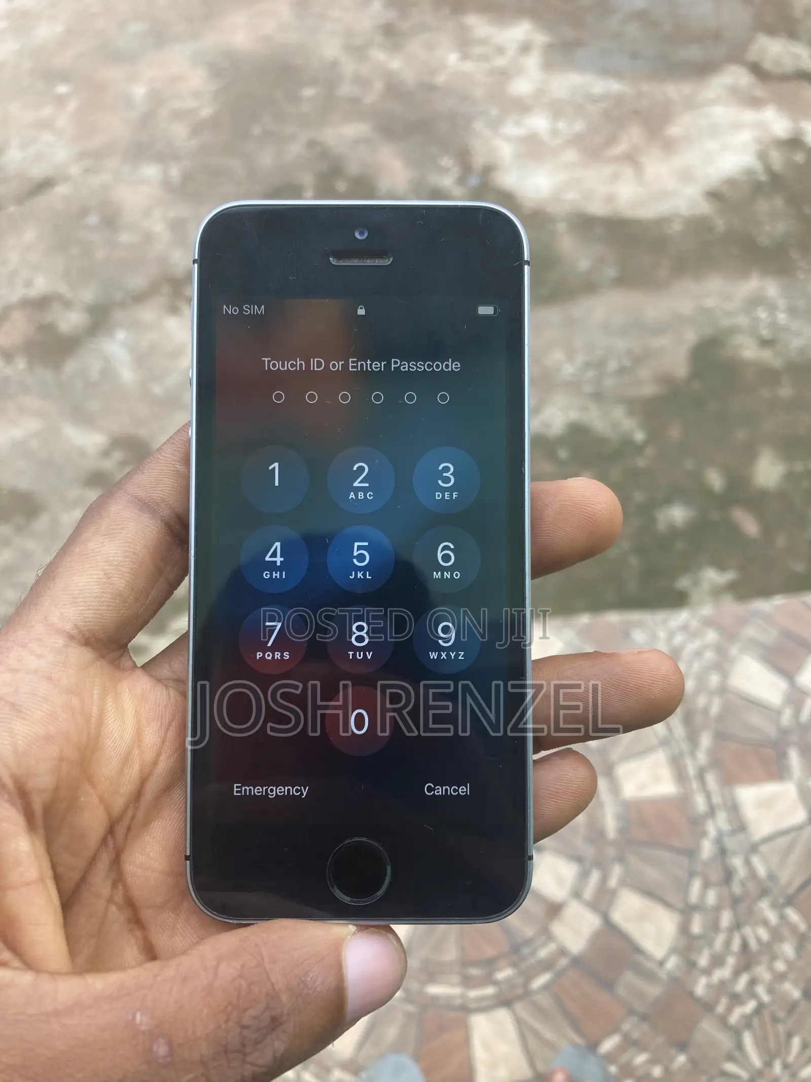 Apple iPhone SE 32 GB Silver