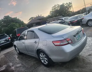 Toyota Camry 2010 Silver