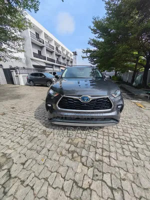 Toyota Highlander Platinum AWD 2020 Gray