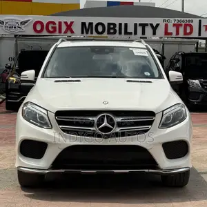 Mercedes-Benz GLE-Class GLE 350d 4MATIC 2017 White