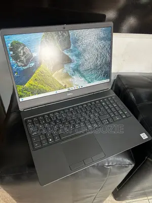 Laptop Dell Precision 7550 32GB Intel Core i9 SSD 256GB