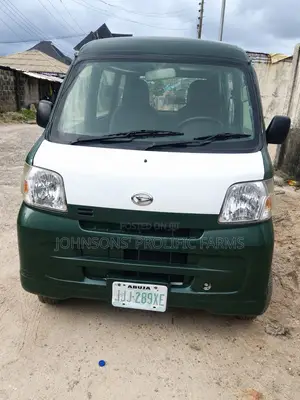 Daihatsu Hijet 2012 Green