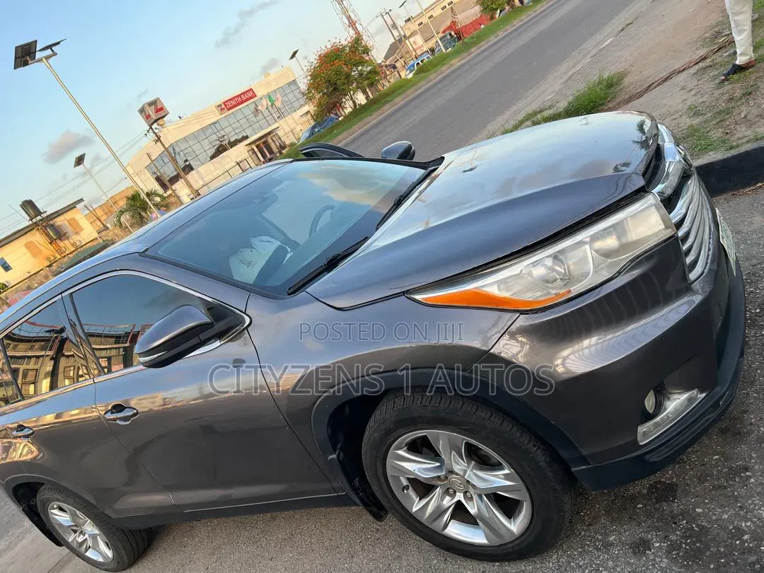 Toyota Highlander 2014 Gray