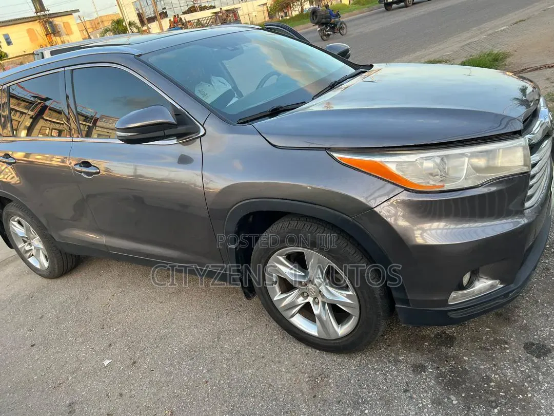 Toyota Highlander 2014 Gray