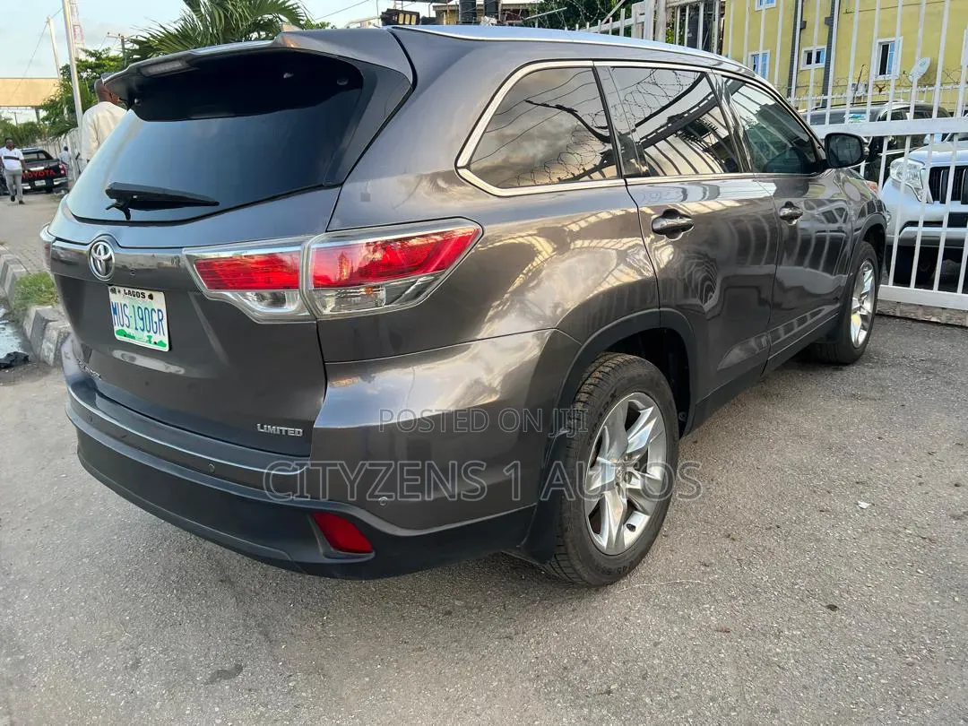 Toyota Highlander 2014 Gray
