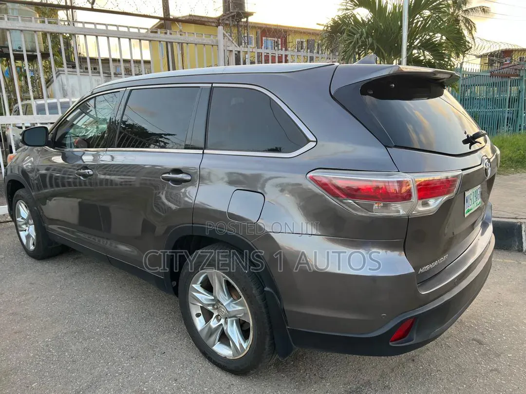Toyota Highlander 2014 Gray