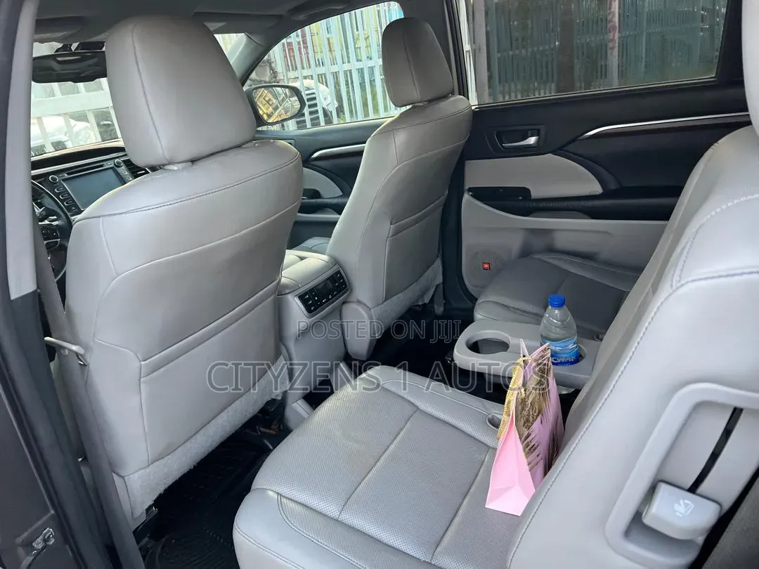 Toyota Highlander 2014 Gray