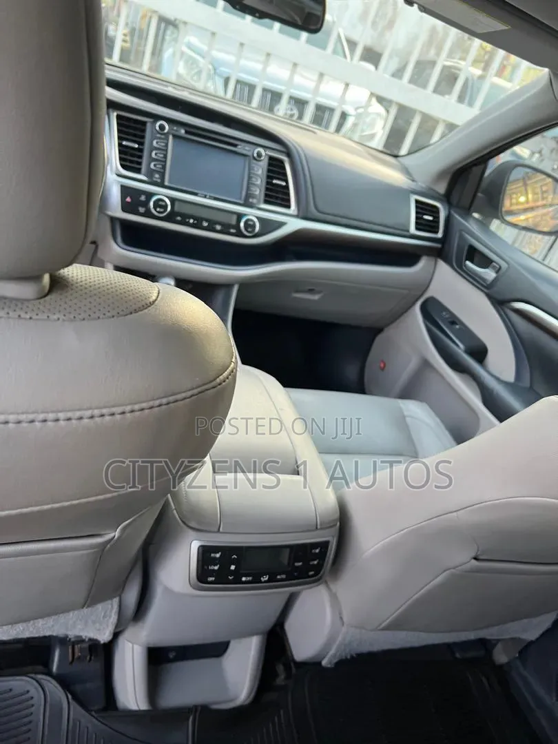 Toyota Highlander 2014 Gray