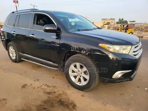 Toyota Highlander 2012 Black