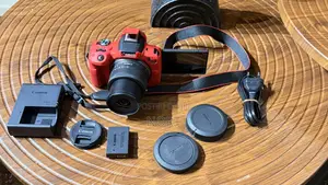 Canon R50 Eos