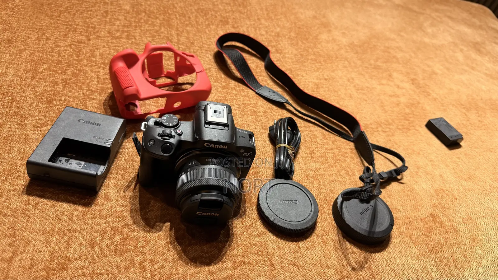Canon R50 Eos