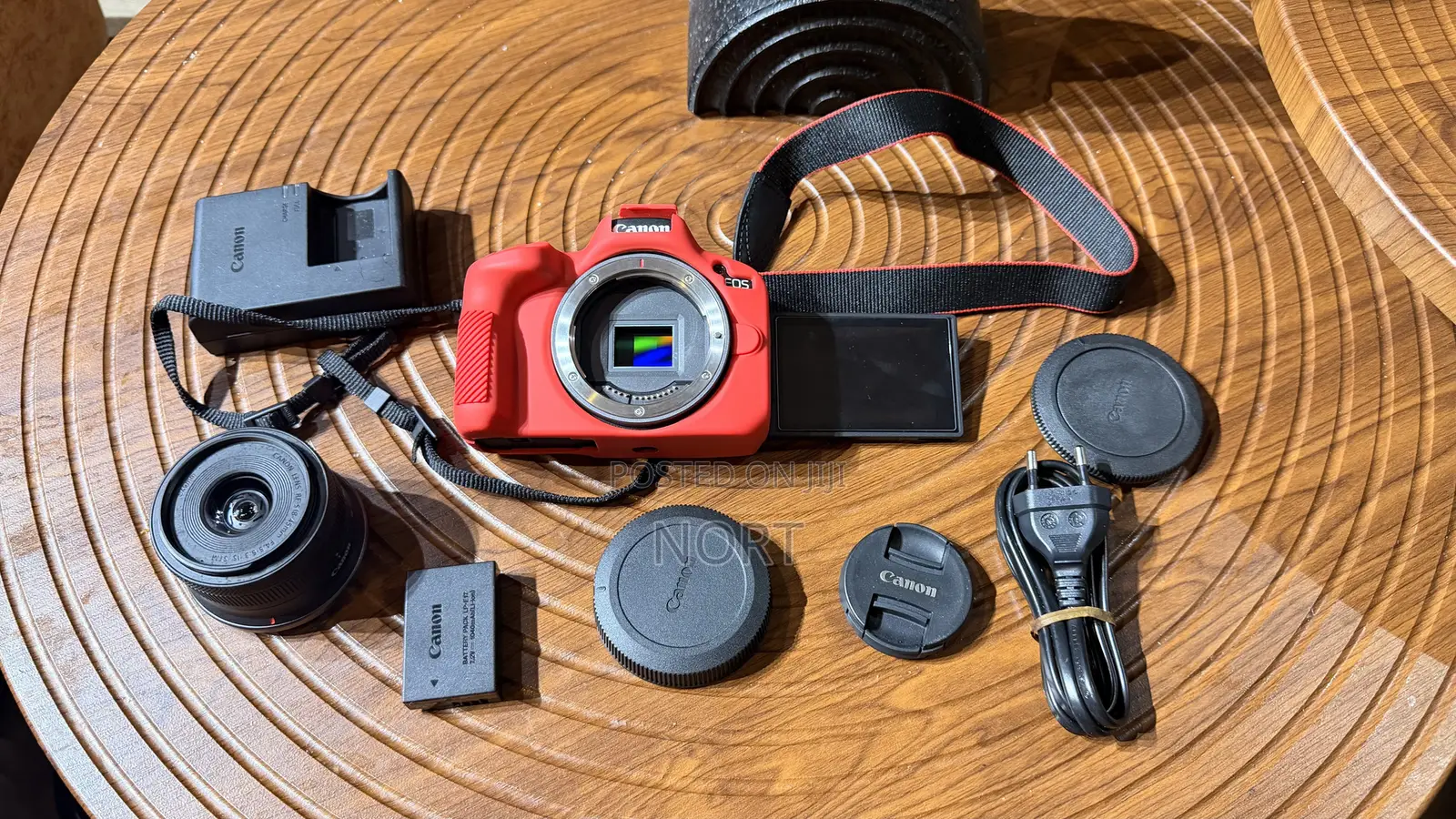 Canon R50 Eos