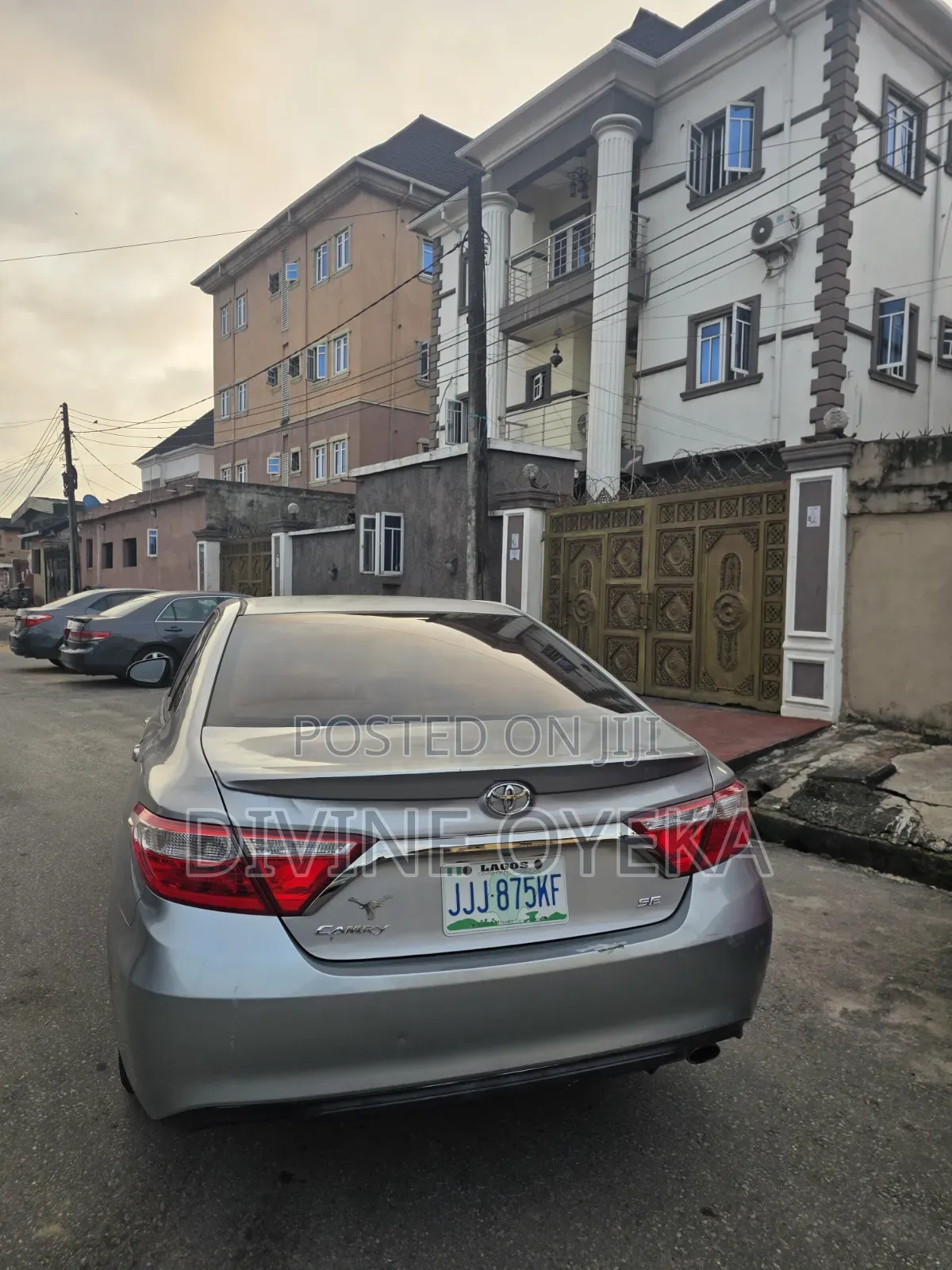 Toyota Camry 2015 Silver