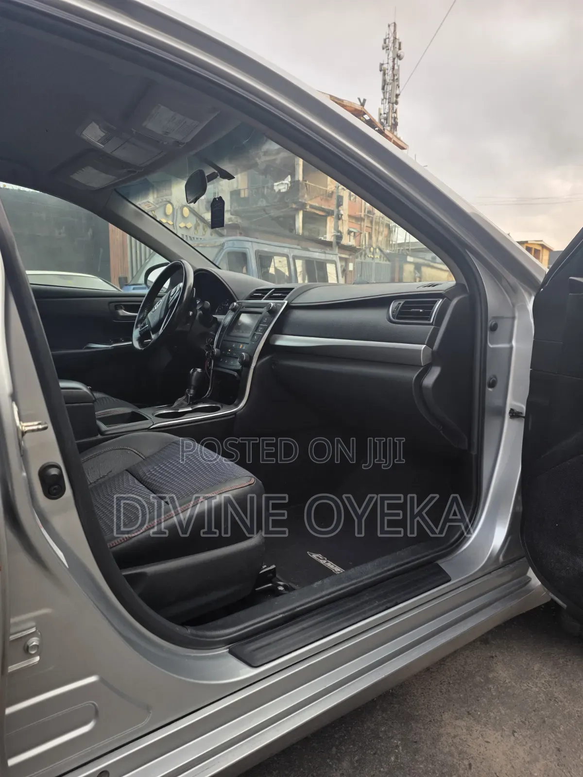 Toyota Camry 2015 Silver