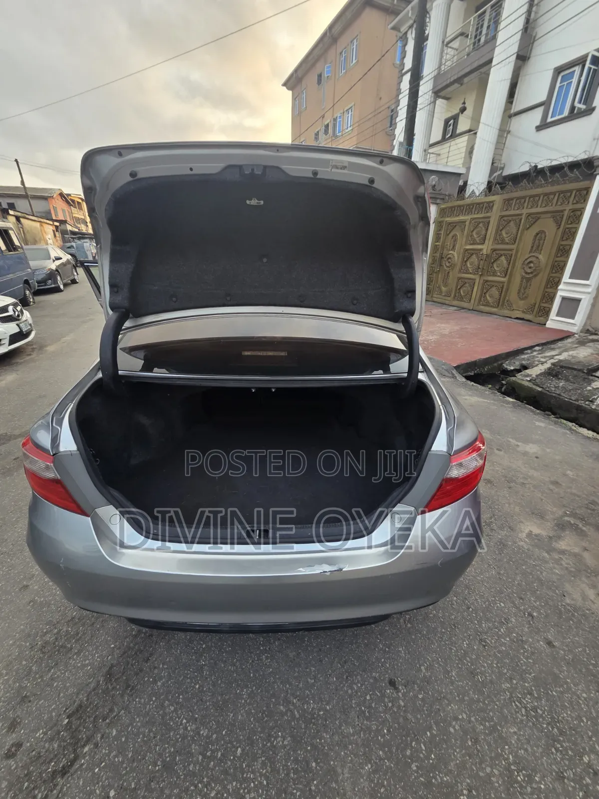Toyota Camry 2015 Silver