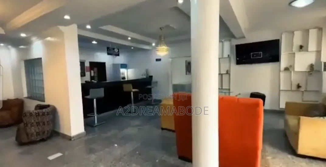 Executive Hotel